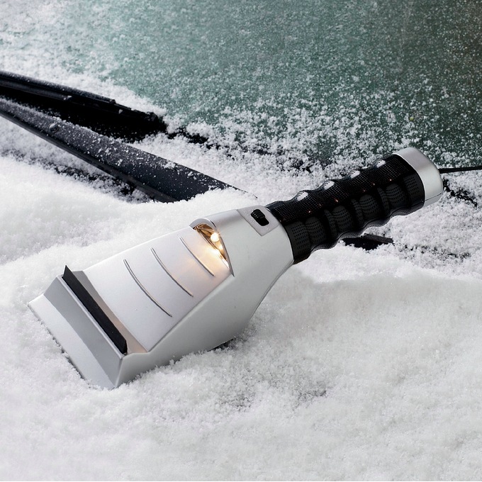 Heated Ice Scraper Bwell Now